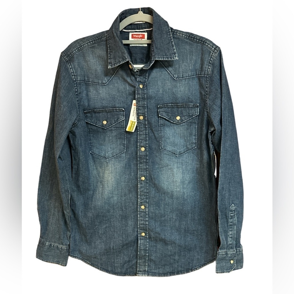 Wrangler Flex Blue Jean Denim Untucked Length Pearl Snap Front Shirt Small